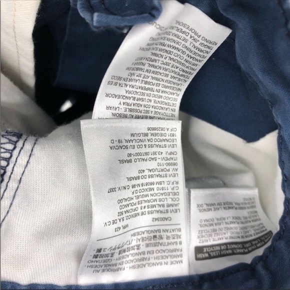 4/$45 LEVI’S Navy Blue Flat Front Khaki Chino Shorts 33 - Picture 9 of 9